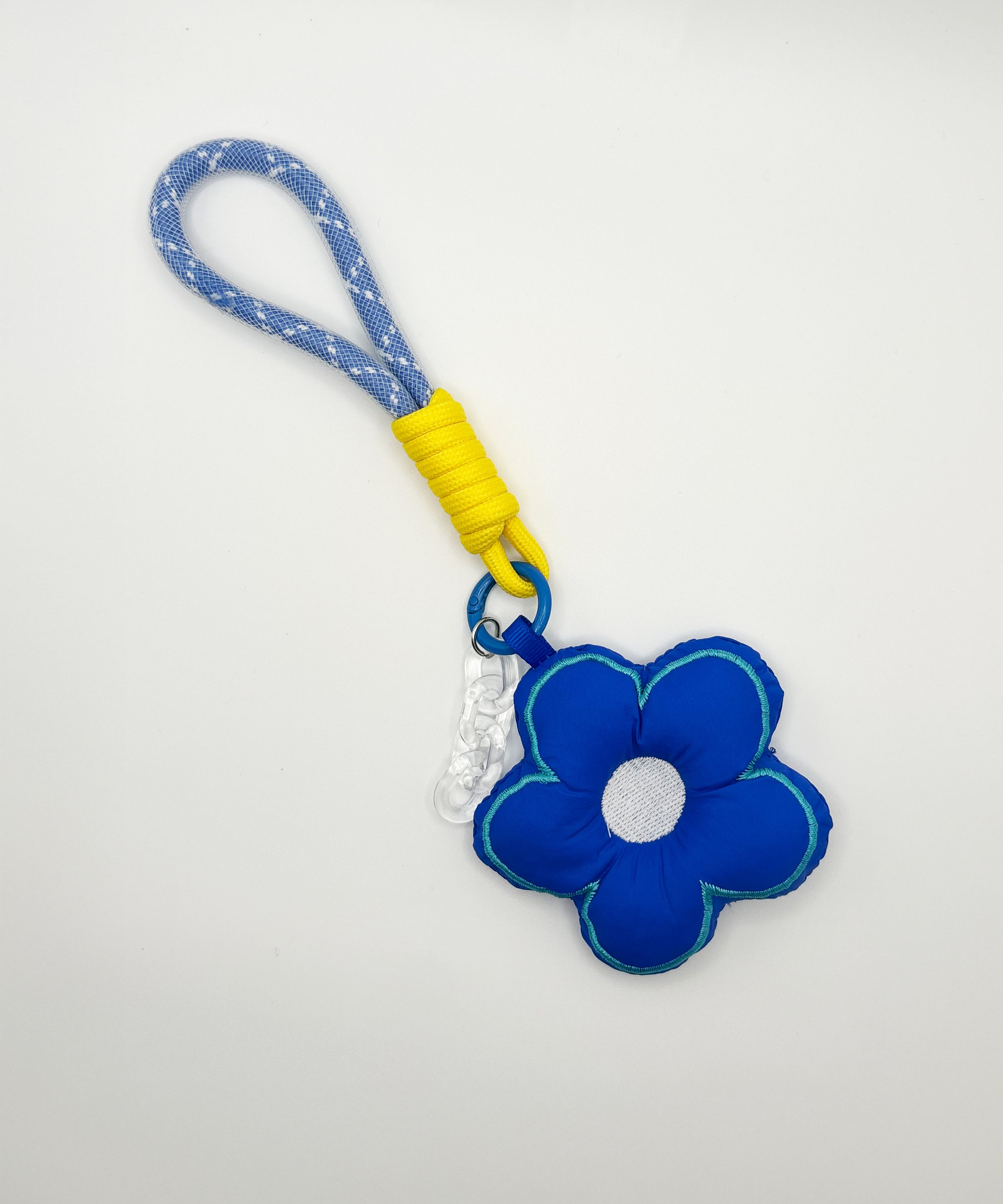 Bag charm - Fluffy Bloom