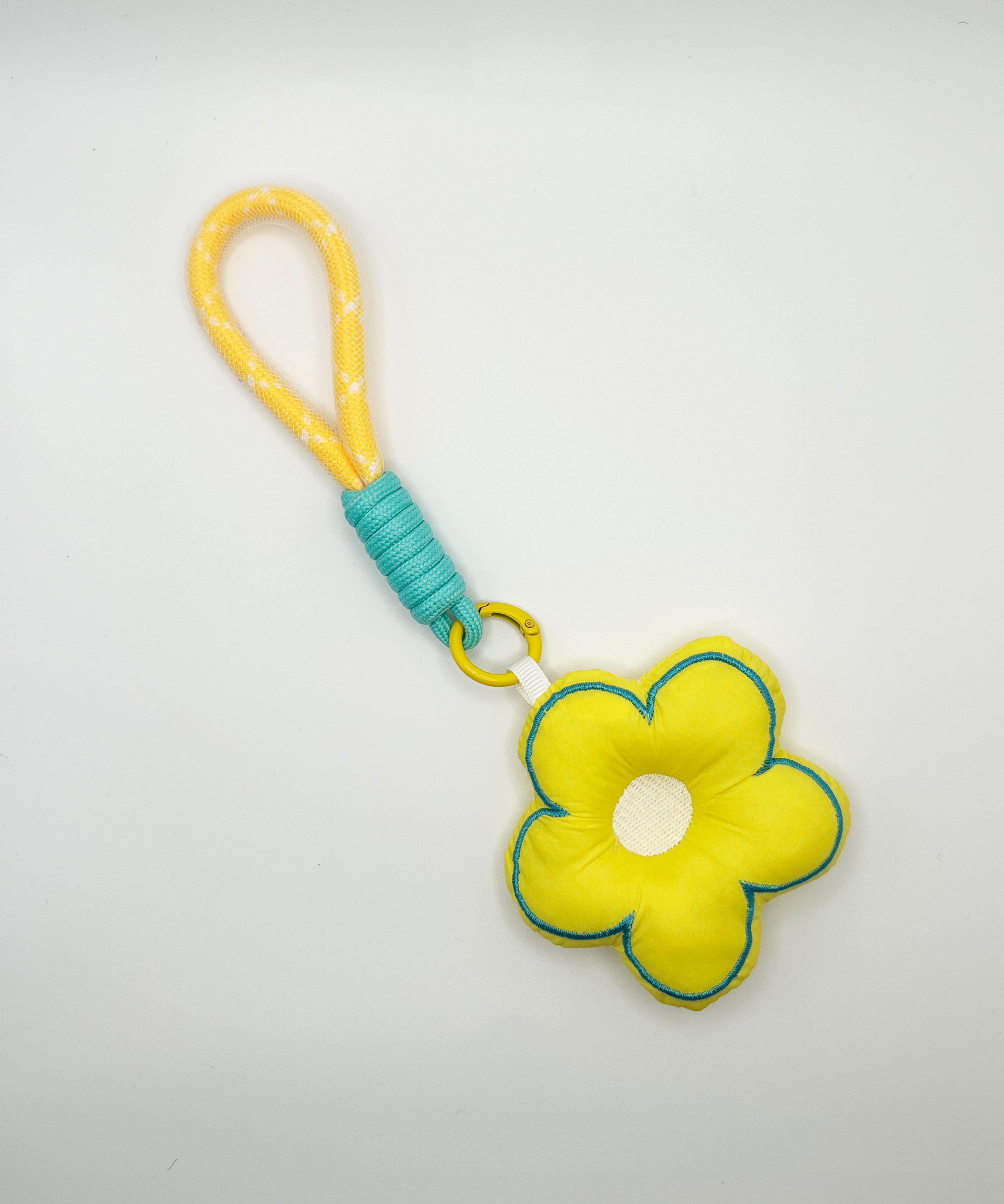 Bag charm - Fluffy Bloom